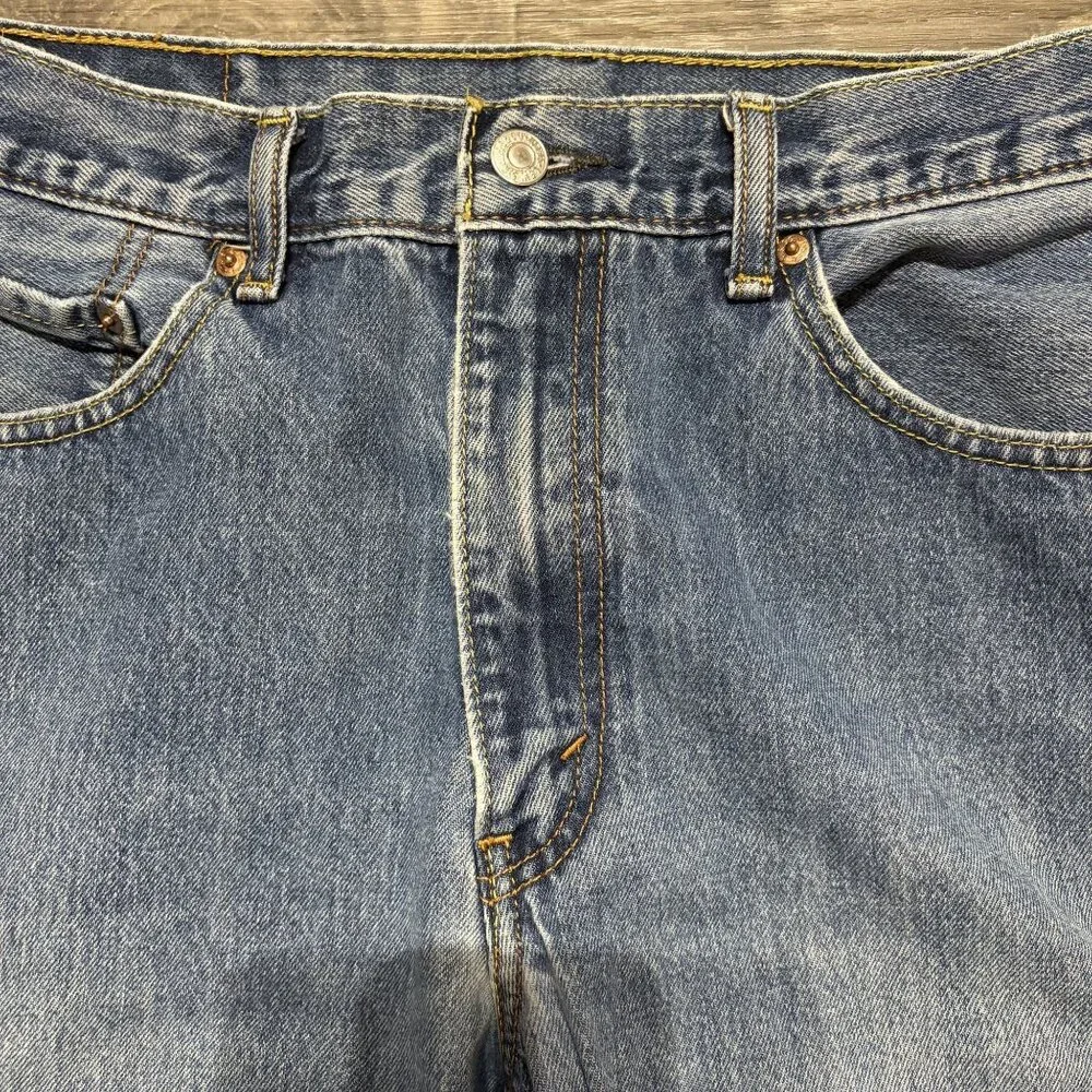 Levis Mens 550 Relaxed Fit Jeans 34x30 Medium Wash Denim Straight Leg 00s